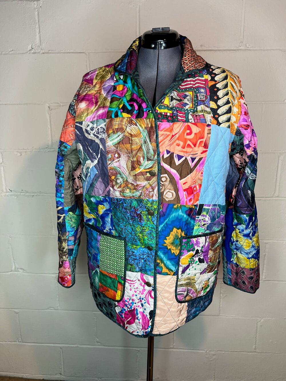 Jacket Quilted silk reversible bright green blue pink